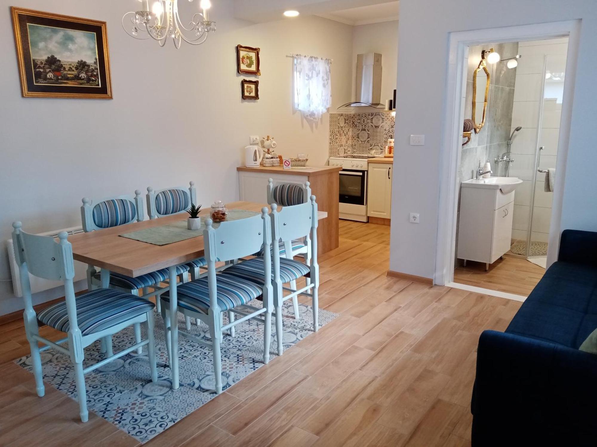 Apartman Katarina Backi Monostor Eksteriør billede